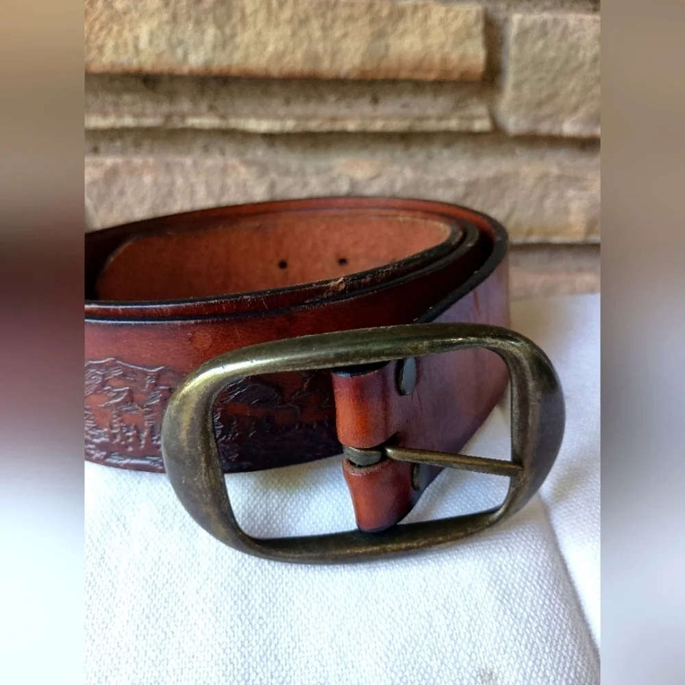 Vintage Leegin Eagle Leather Brown Belt with Brass Buckle_38